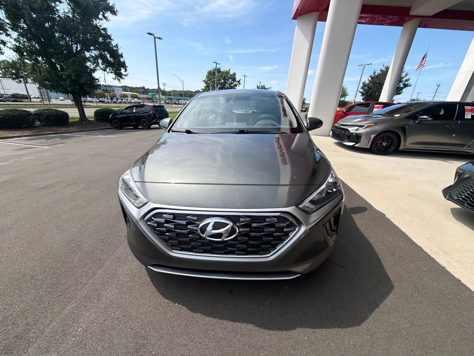 Used 2022 Hyundai Ioniq Blue FWD image 12