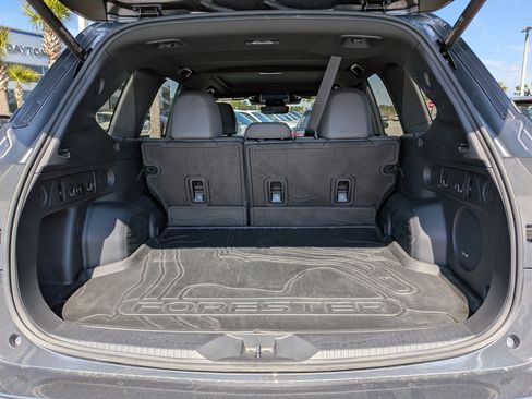 Certified 2025 Subaru Forester Limited image 13