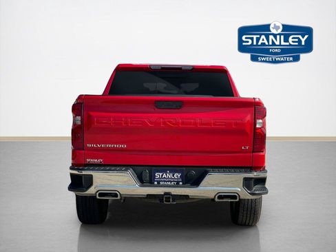 Used 2024 Chevrolet Silverado 1500 LT AWD/4WD image 6