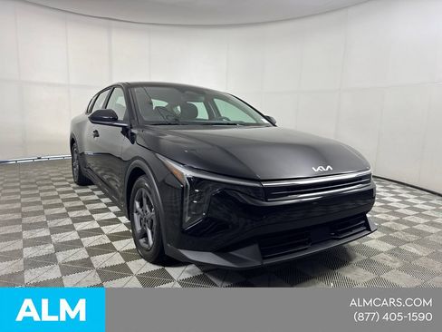 Used 2025 Kia K4 FWD image 4