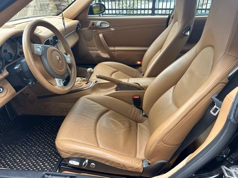 Used 2006 Porsche 911 Carrera 4S AWD/4WD image 2