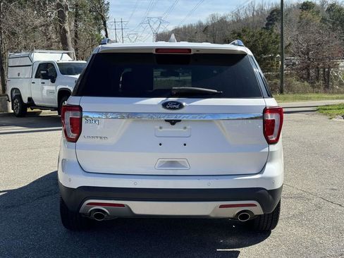 Used 2017 Ford Explorer Limited w/ Equipment Group 301A FWD image 23