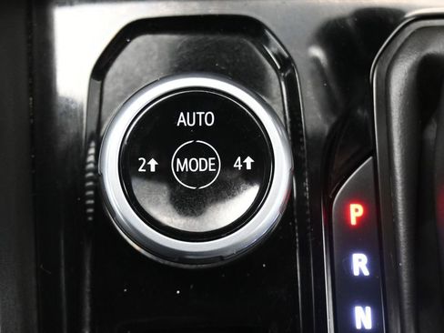 Used 2023 GMC Canyon Elevation image 26