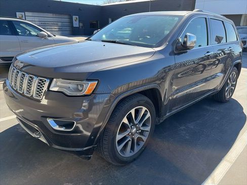 Used 2018 Jeep Grand Cherokee Overland image 4