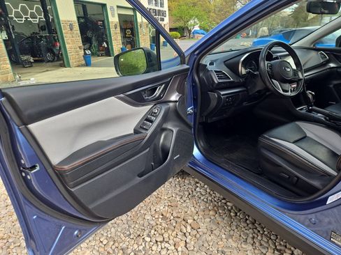 Used 2020 Subaru Crosstrek 2.0i Limited w/ Moonroof Package w/Navigation AWD/4WD image 16