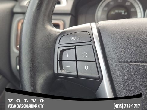 Used 2012 Volvo S80 3.2 image 26