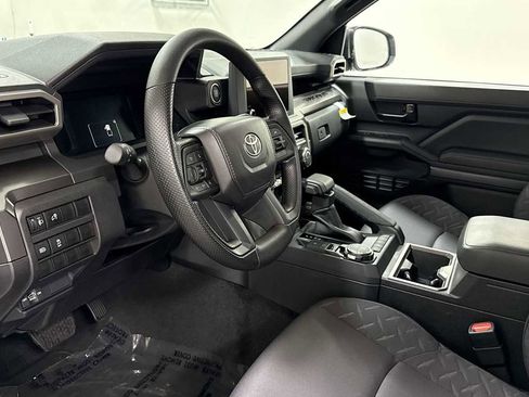 New 2025 Toyota Tacoma SR5 image 12