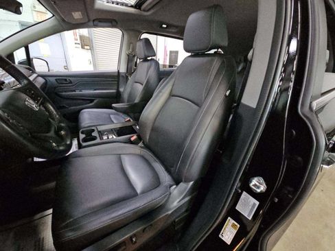 Used 2023 Honda Odyssey EX-L image 6