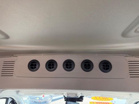 Used 2023 RAM ProMaster 2500 FWD image 39
