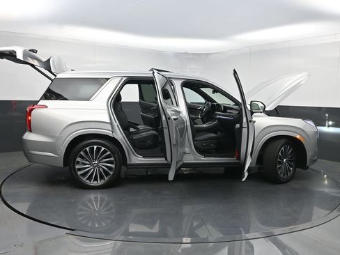 Used 2025 Hyundai Palisade Calligraphy image 39