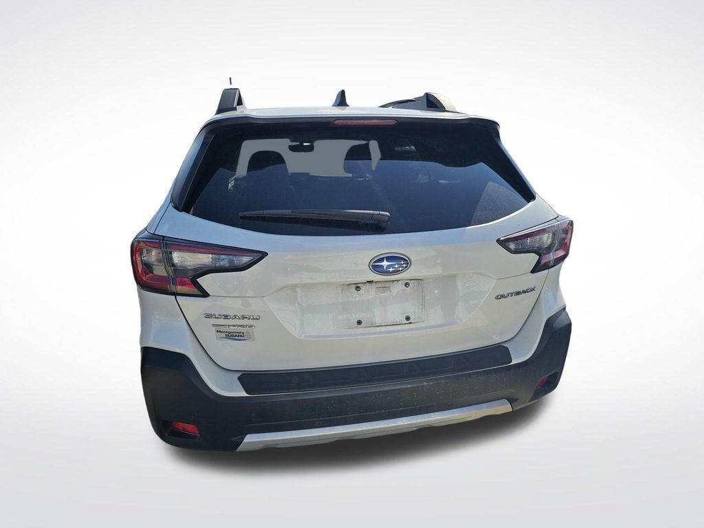 Used 2025 Subaru Outback Limited AWD/4WD image 15