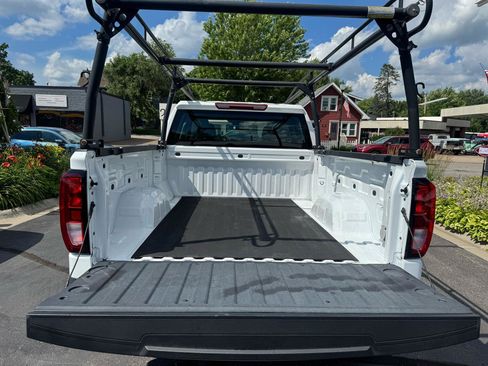 Used 2022 GMC Sierra 1500 Pro w/ 1SA Safety Plus Package AWD/4WD image 6