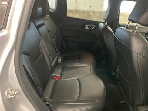 Used 2025 Jeep Compass Limited w/ High Altitude Package AWD/4WD image 24