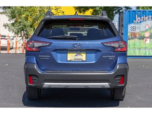 Used 2022 Subaru Outback Limited XT image 4
