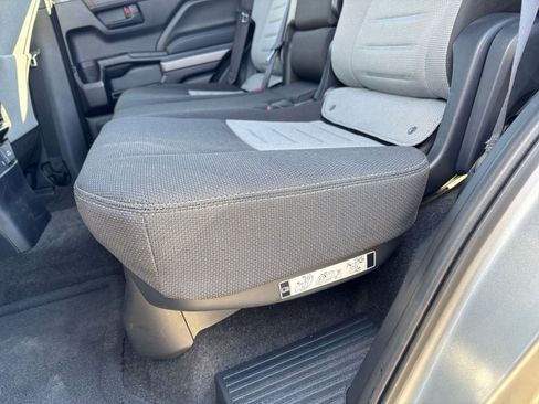 Used 2025 Toyota 4Runner SR5 image 25