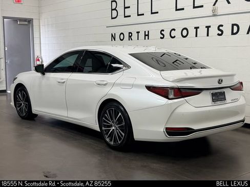 Used 2025 Lexus ES 300h w/ Premium Package FWD image 6