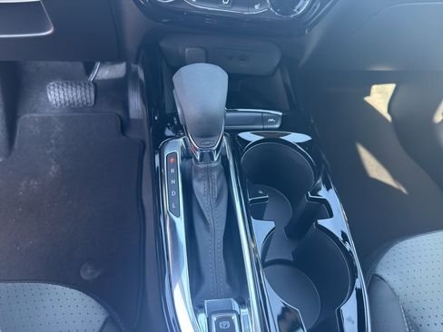 New 2026 Chevrolet Trax LT w/ Sunroof Package image 11