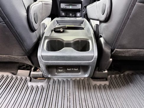 Used 2023 Honda Odyssey Elite image 25