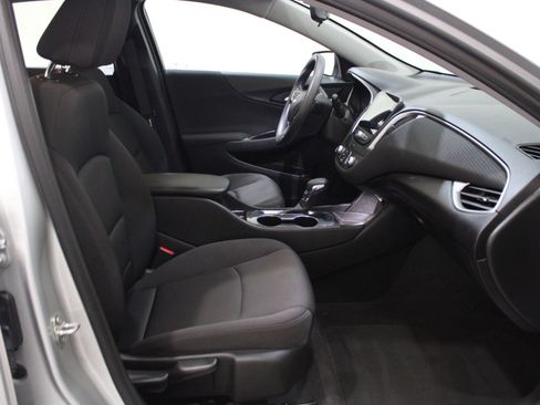 Used 2021 Chevrolet Malibu LS image 24