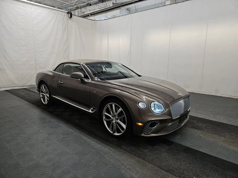 Used 2020 Bentley Continental GT image 10