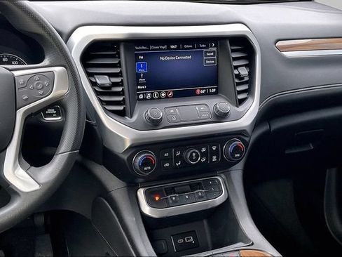 Certified 2023 GMC Acadia SLE w/ Driver Convenience Package FWD image 6