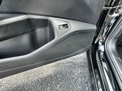 Used 2020 Volkswagen Jetta SE image 24