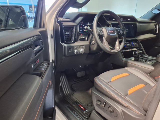 Used 2026 GMC Sierra 1500 AT4 w/ AT4 Premium Package AWD/4WD image 7