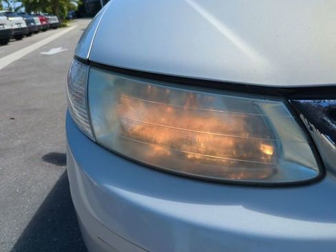 Used 2001 Toyota Solara Convertible FWD image 11