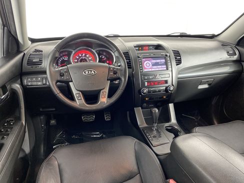 Used 2011 Kia Sorento SX image 19