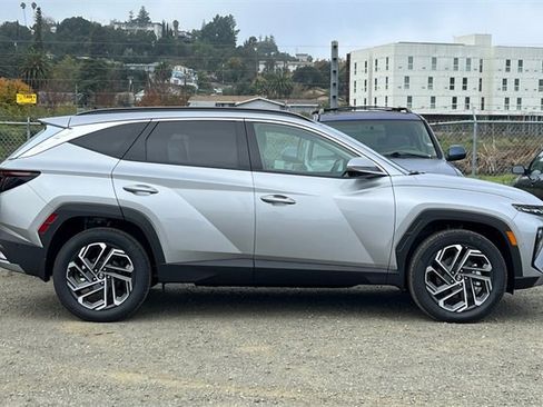 New 2025 Hyundai Tucson Limited image 5