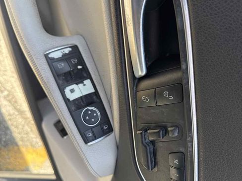 Used 2015 Mercedes-Benz CLA 250 4MATIC image 11