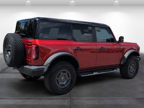 Used 2024 Ford Bronco Badlands AWD/4WD image 7
