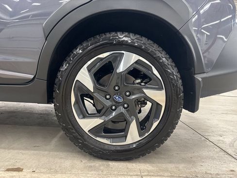 Used 2024 Subaru Crosstrek 2.5i Limited AWD/4WD image 30
