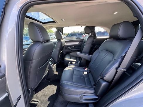 Used 2025 MAZDA CX-90 3.3 Turbo w/ Preferred Package AWD/4WD image 12