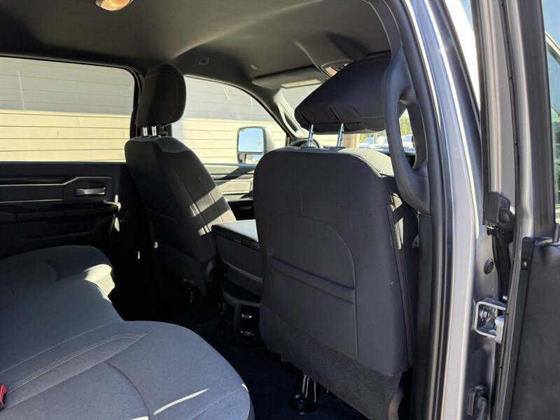 Used 2023 RAM 2500 Big Horn w/ Level 1 Equipment Group AWD/4WD image 23