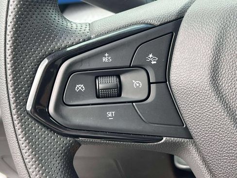 Used 2024 Chevrolet Trax LT FWD image 20