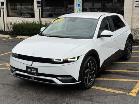 Used 2023 Hyundai Ioniq 5 SEL image 3