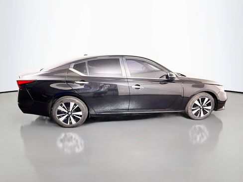 Used 2021 Nissan Altima 2.5 SV image 11