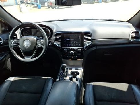 Used 2021 Jeep Grand Cherokee Laredo X AWD/4WD image 15
