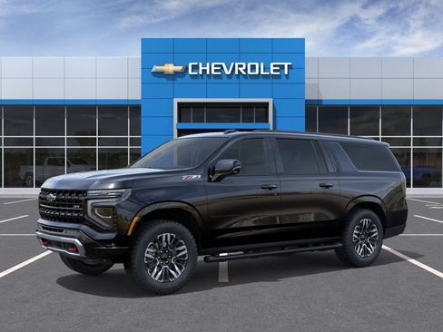 New 2026 Chevrolet Suburban Z71 w/ Comfort Package AWD/4WD image 2
