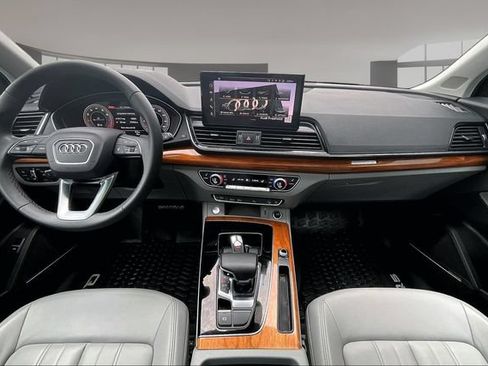 Certified 2023 Audi Q5 2.0T Premium Plus w/ Premium Plus Package AWD/4WD image 7