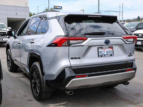 Used 2023 Toyota RAV4 SE AWD/4WD image 21
