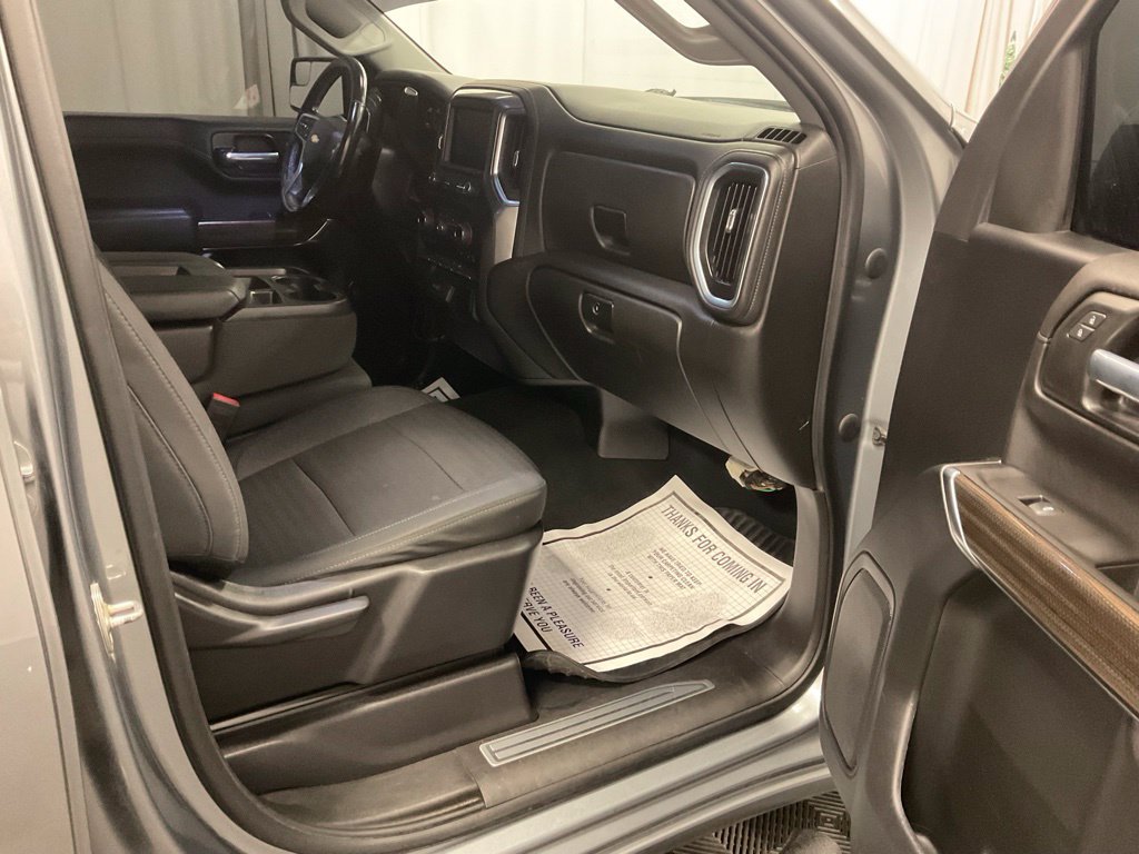 Used 2021 Chevrolet Silverado 1500 LT AWD/4WD image 28