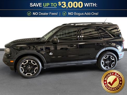 Used 2022 Ford Bronco Sport Outer Banks w/ Tech Package AWD/4WD image 2
