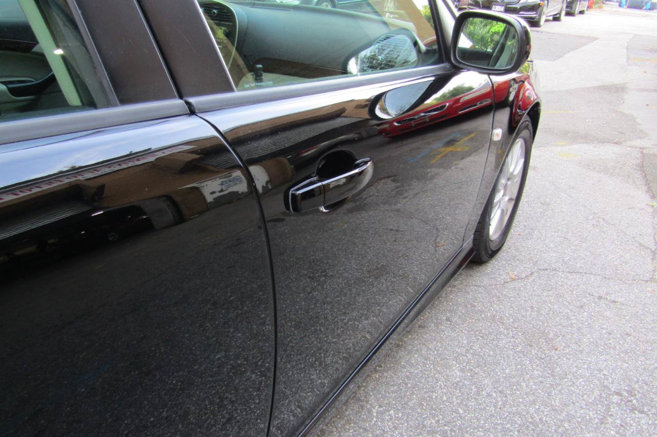 Used 2008 Saab 9-3 2.0T w/ Moonroof Package FWD image 19