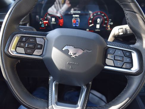 Used 2024 Ford Mustang GT Premium image 9