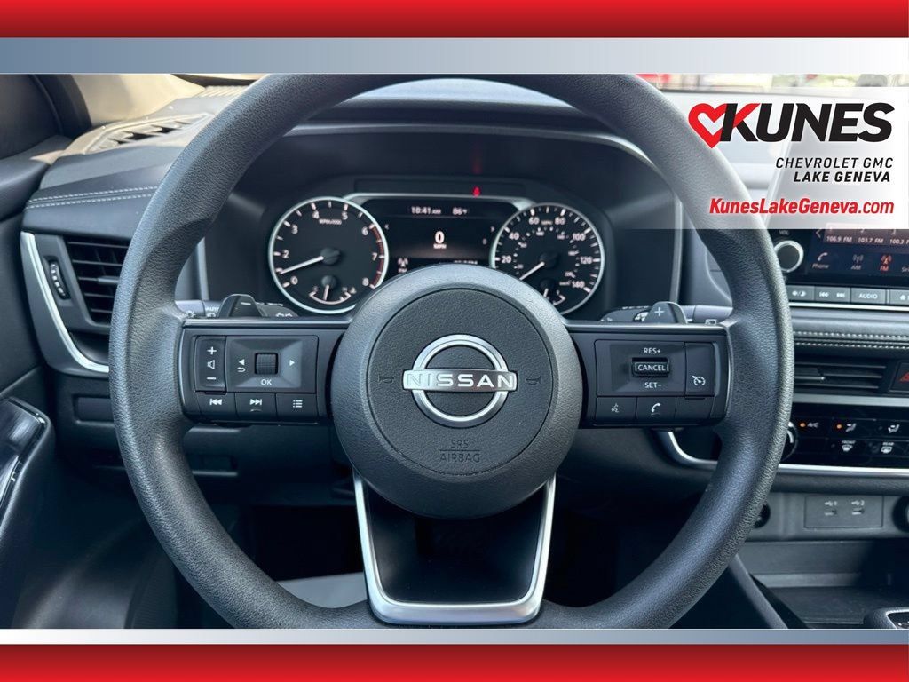 Used 2024 Nissan Rogue S FWD image 35