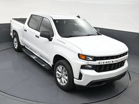Used 2021 Chevrolet Silverado 1500 Custom w/ Custom Max Trailering Package AWD/4WD image 17