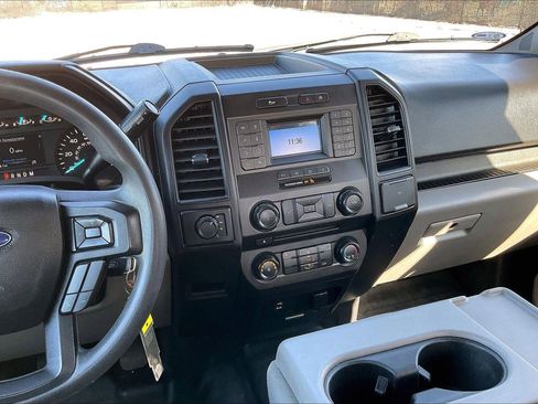 Used 2018 Ford F150 XL w/ Equipment Group 101A Mid image 7