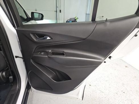 Used 2022 Chevrolet Equinox LT FWD image 33